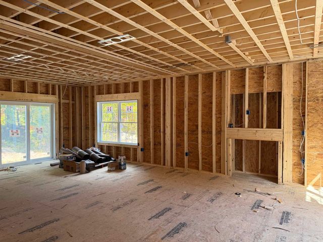 22 Buttrick Road, Londonderry, NH 03053