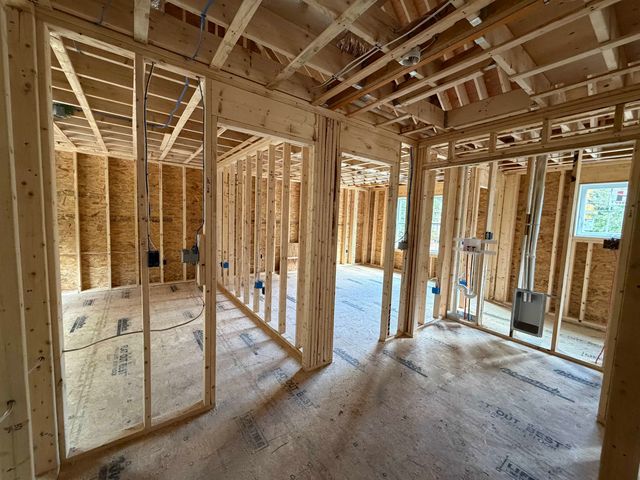 22 Buttrick Road, Londonderry, NH 03053