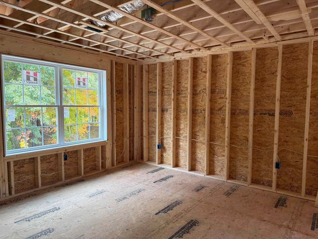 22 Buttrick Road, Londonderry, NH 03053