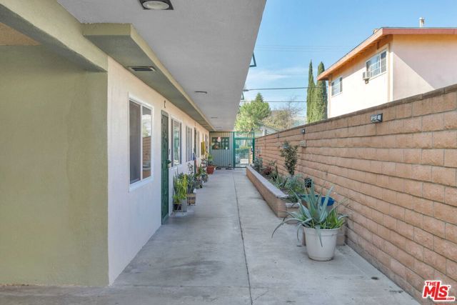 6522 Bear Avenue, Bell Gardens, CA 90201