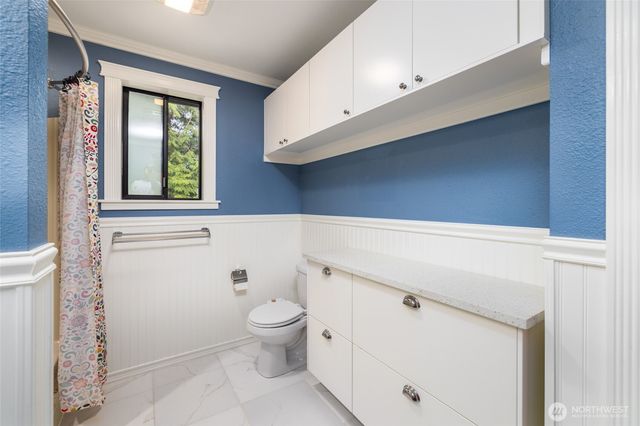 705 N Waugh Road, Mount Vernon, WA 98273