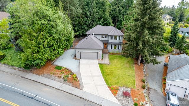 705 N Waugh Road, Mount Vernon, WA 98273