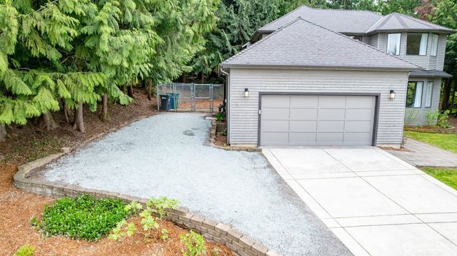 705 N Waugh Road, Mount Vernon, WA 98273