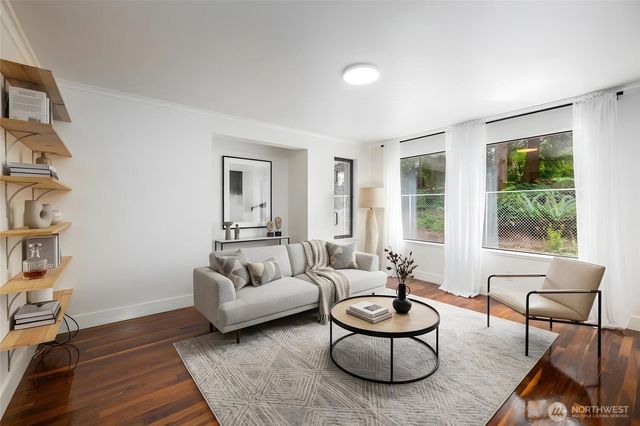 705 N Waugh Road, Mount Vernon, WA 98273