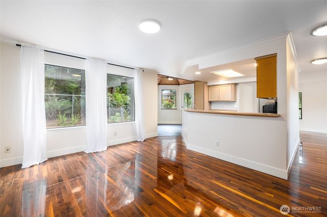 705 N Waugh Road, Mount Vernon, WA 98273