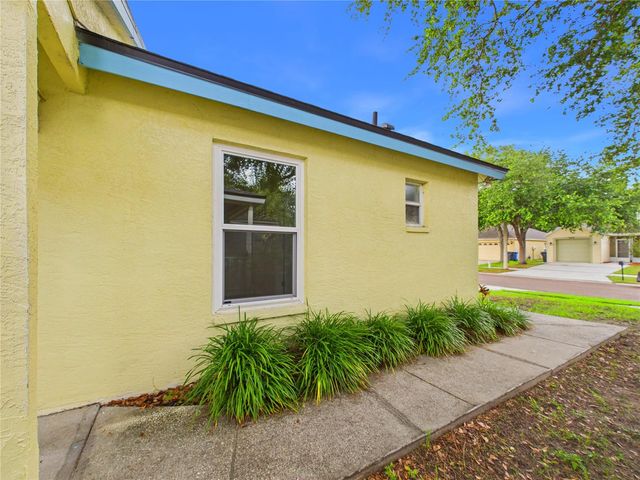 2472 SAGEMONT DRIVE, Brandon, FL 33511