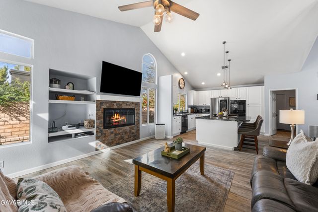 41143 Mission Drive, Palmdale, CA 93551