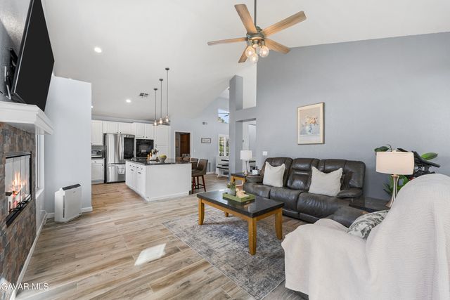 41143 Mission Drive, Palmdale, CA 93551