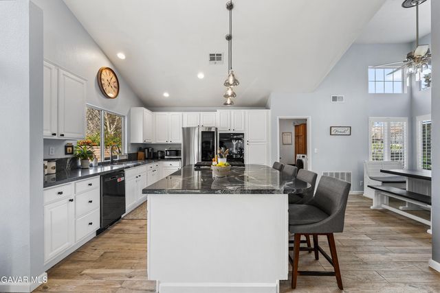 41143 Mission Drive, Palmdale, CA 93551