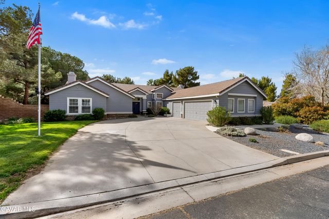 41143 Mission Drive, Palmdale, CA 93551