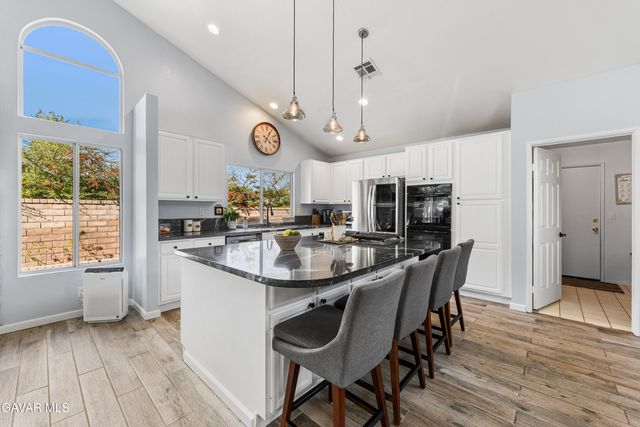 41143 Mission Drive, Palmdale, CA 93551