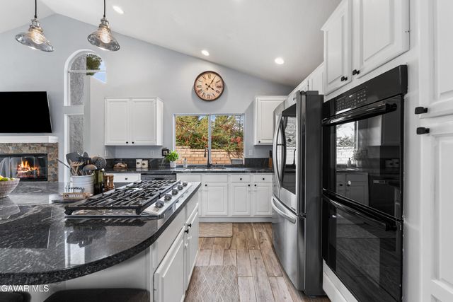 41143 Mission Drive, Palmdale, CA 93551