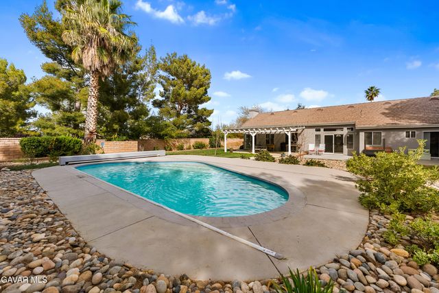 41143 Mission Drive, Palmdale, CA 93551