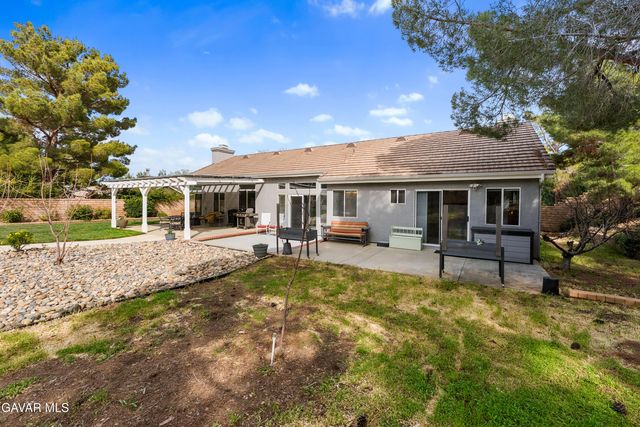 41143 Mission Drive, Palmdale, CA 93551