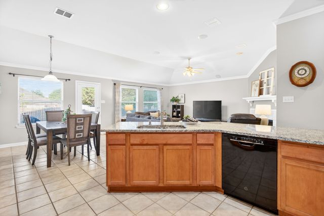 13524 Saddlewood Drive, Fort Worth, TX 76052