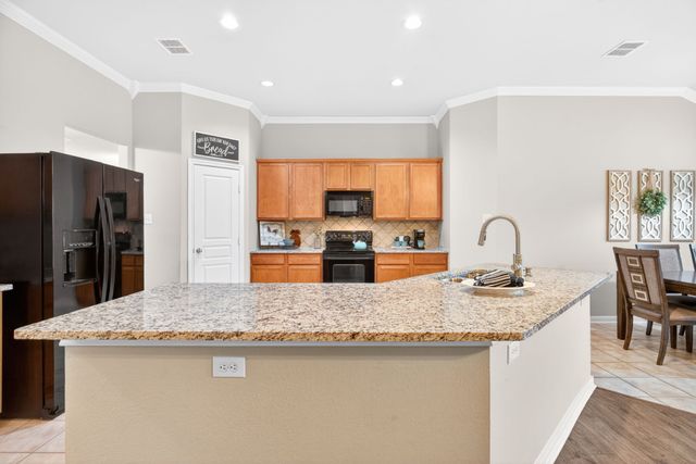 13524 Saddlewood Drive, Fort Worth, TX 76052