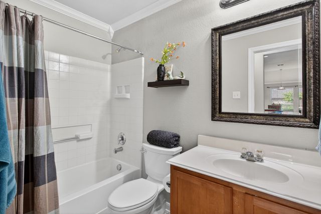 13524 Saddlewood Drive, Fort Worth, TX 76052