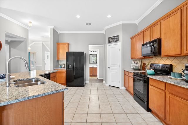 13524 Saddlewood Drive, Fort Worth, TX 76052