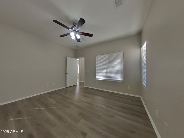 16823 W COTTONWOOD Street, Surprise, AZ 85388