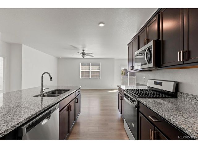 10189 Cedar St, Firestone, CO 80504