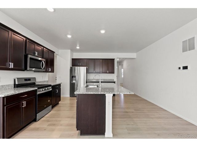 10189 Cedar St, Firestone, CO 80504