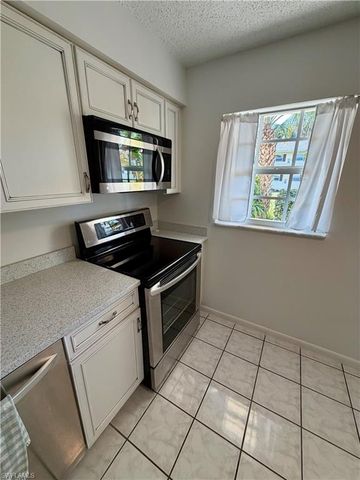 3325 Airport RD N # N3, Naples, FL 34105