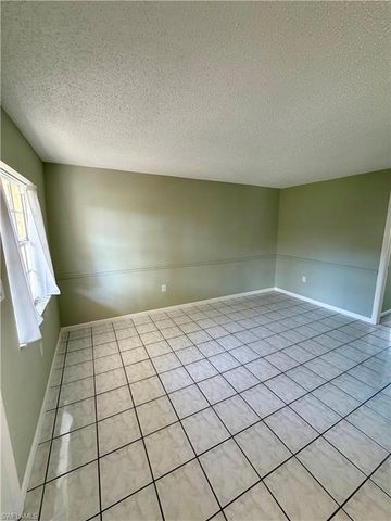 3325 Airport RD N # N3, Naples, FL 34105