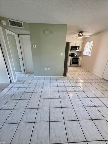 3325 Airport RD N # N3, Naples, FL 34105