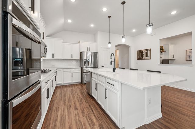 2601 Creswick Drive, Mansfield, TX 76084