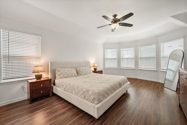 2601 Creswick Drive, Mansfield, TX 76084