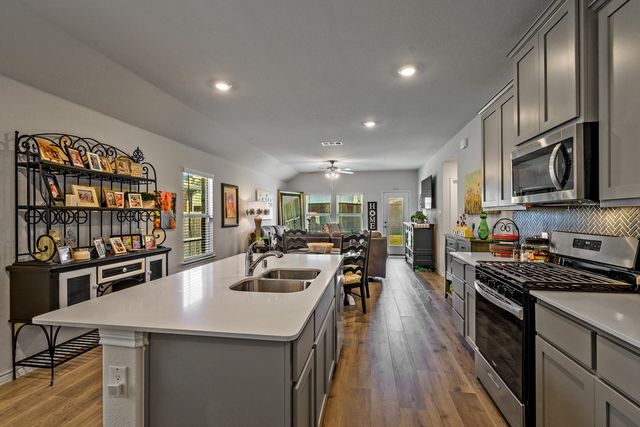 2213 Elena Drive, Anna, TX 75409