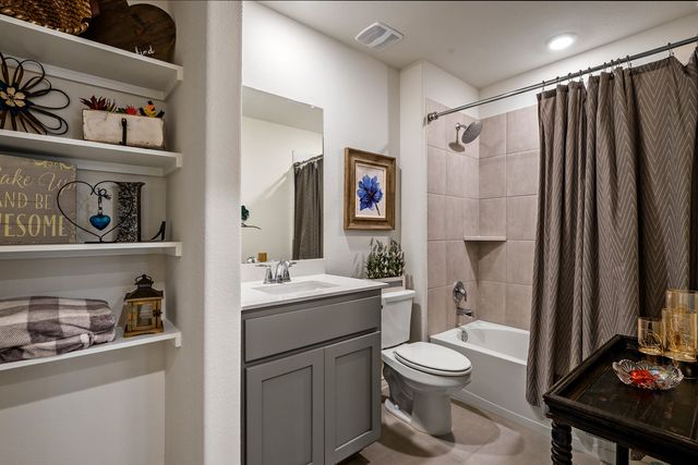2213 Elena Drive, Anna, TX 75409
