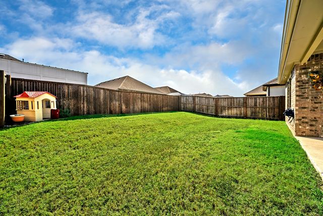 2213 Elena Drive, Anna, TX 75409