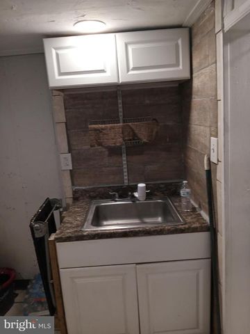 3419 CARTER LN, Chester, PA 19013