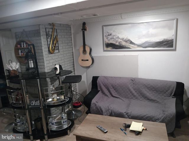 3419 CARTER LN, Chester, PA 19013