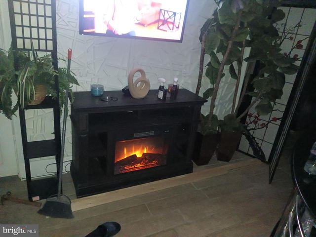 3419 CARTER LN, Chester, PA 19013