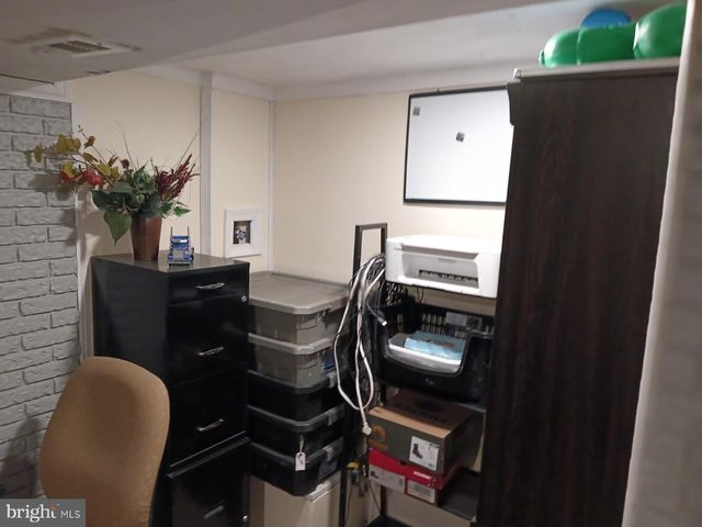 3419 CARTER LN, Chester, PA 19013