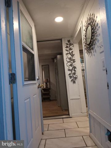 3419 CARTER LN, Chester, PA 19013