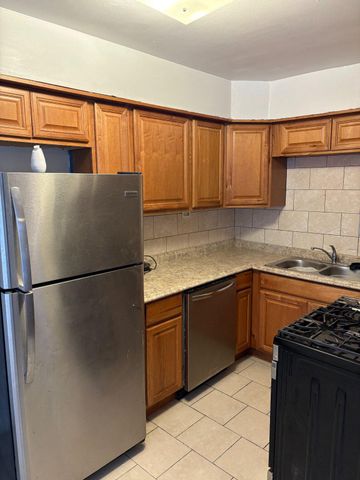 3419 CARTER LN, Chester, PA 19013