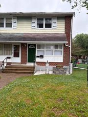 3419 CARTER LN, Chester, PA 19013