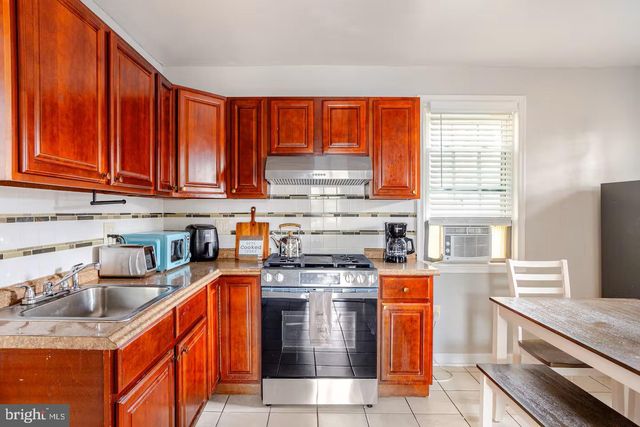 768 PENNSYLVANIA, Wallingford, PA 19086