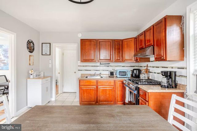 768 PENNSYLVANIA, Wallingford, PA 19086