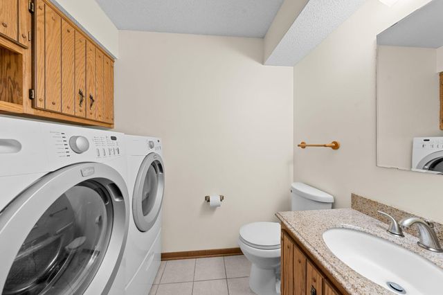 38558 Grand Avenue, North Branch, MN 55056