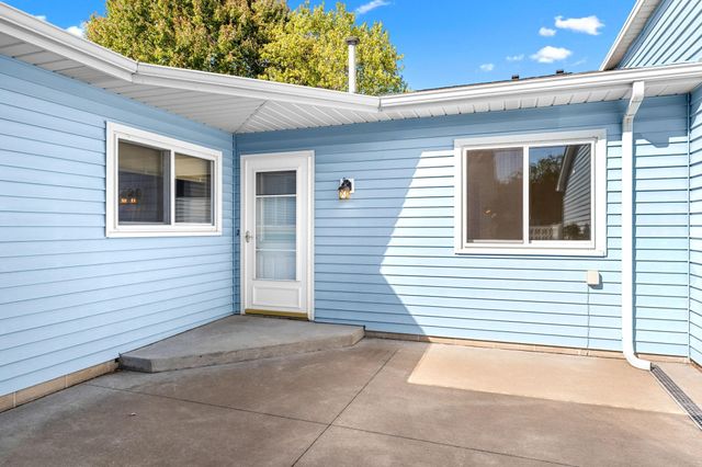 38558 Grand Avenue, North Branch, MN 55056