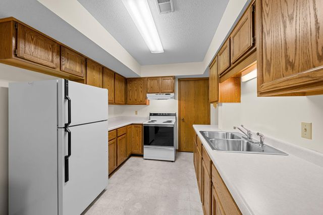 38558 Grand Avenue, North Branch, MN 55056