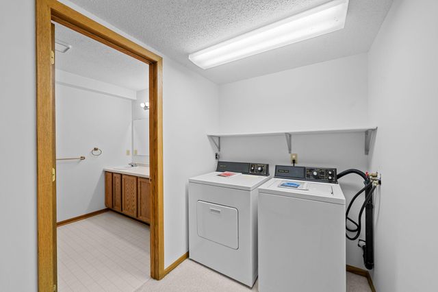 38558 Grand Avenue, North Branch, MN 55056