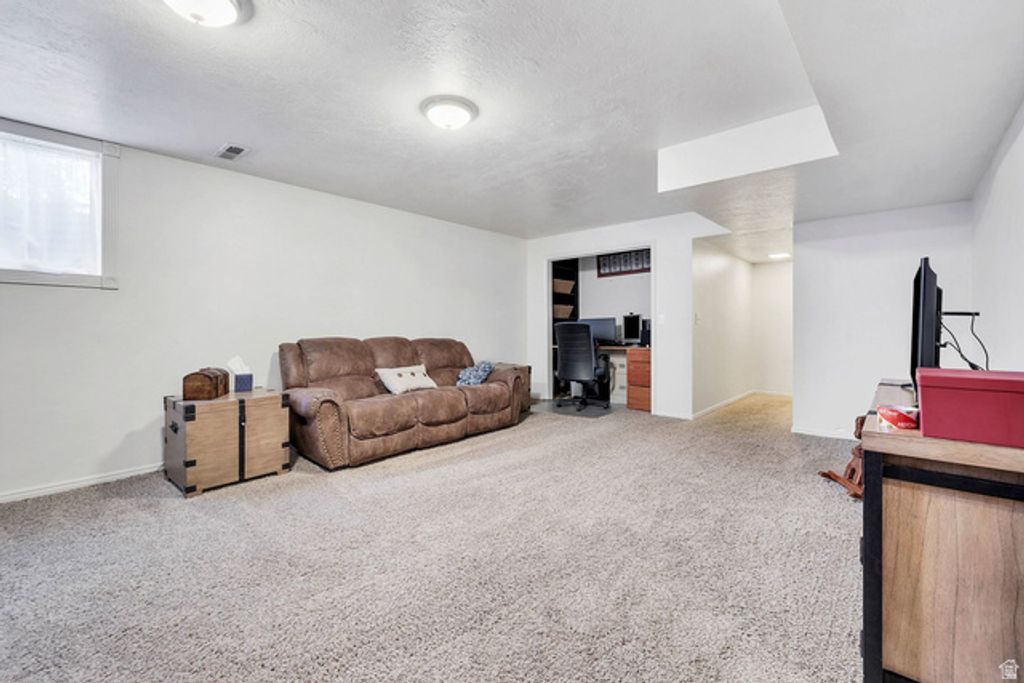 Image 25 of property listing at 3334 UTE RD, St. George, UT 84790