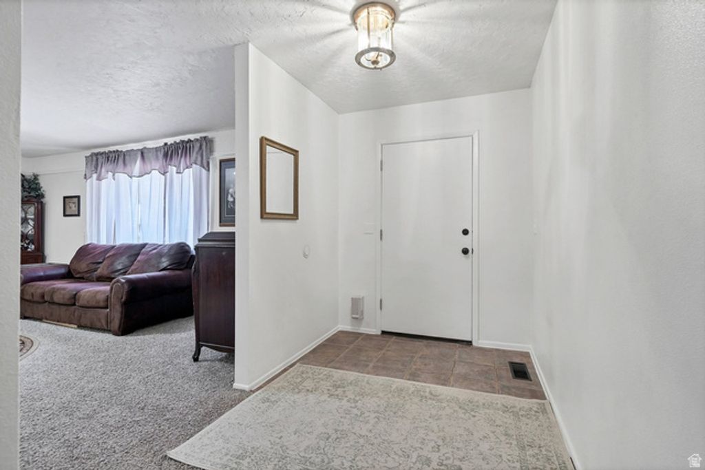 Image 4 of property listing at 3334 UTE RD, St. George, UT 84790