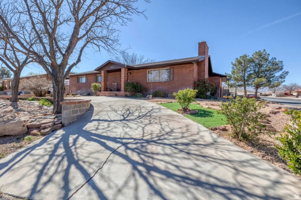 Image 38 of property listing at 3334 UTE RD, St. George, UT 84790