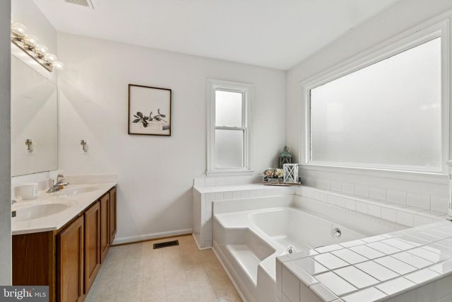 14 WILLOW GLEN CT, Stafford, VA 22554